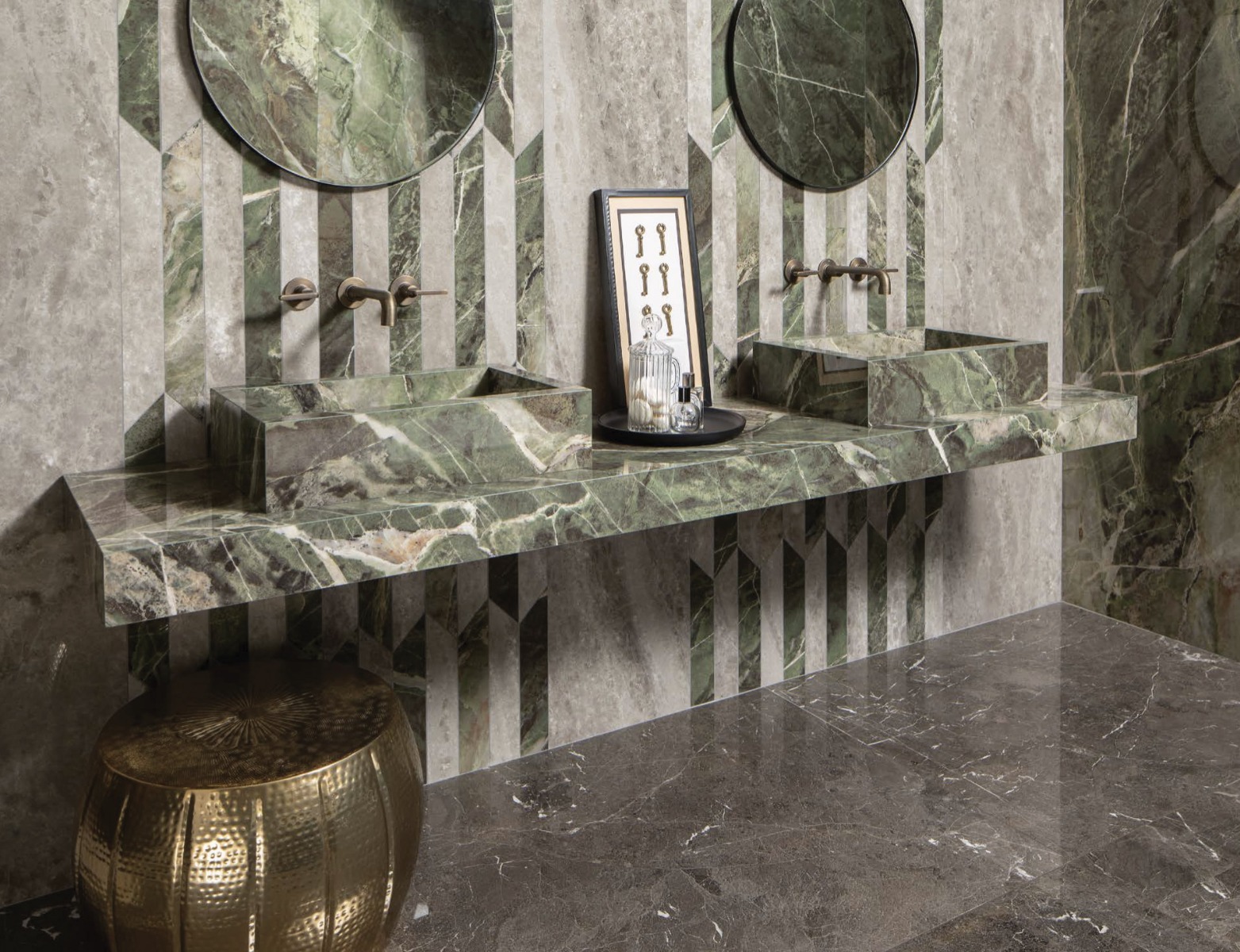 25.wallcloud.emerald.picket.floorbrown.washbasinemerald