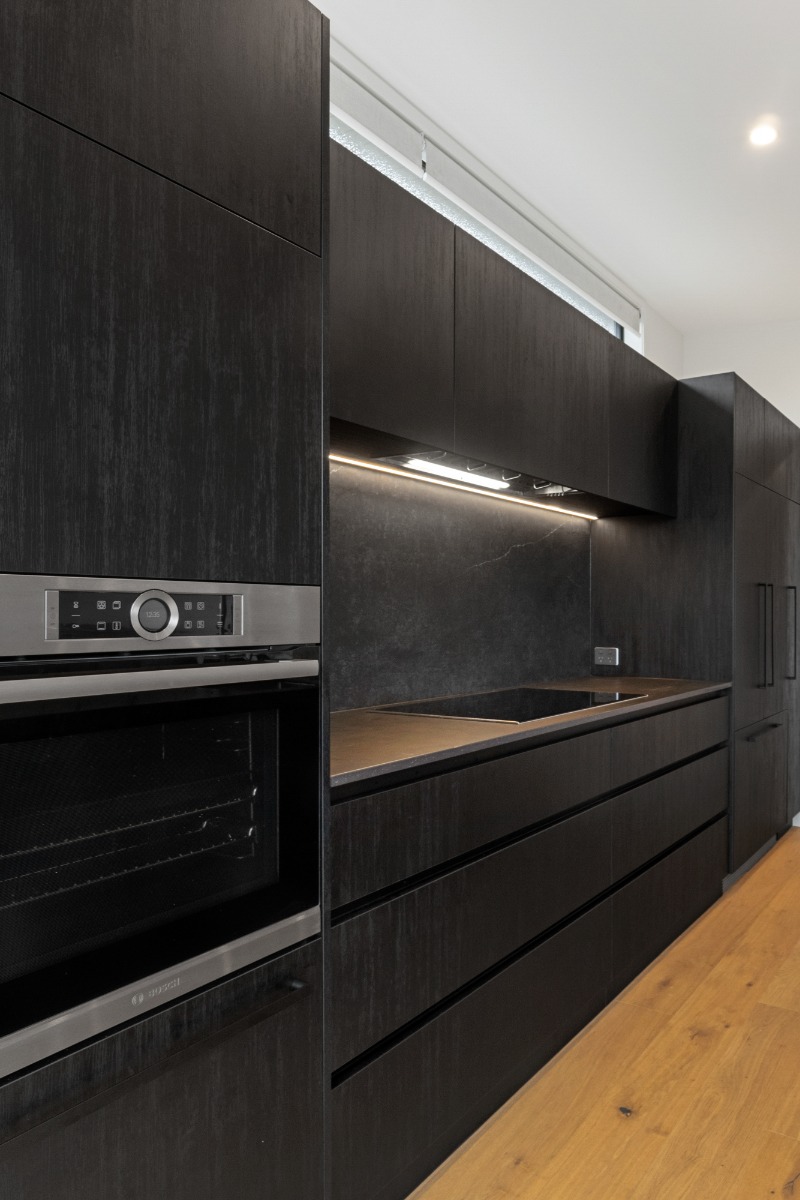 AK-7996-7-7-20-0002703