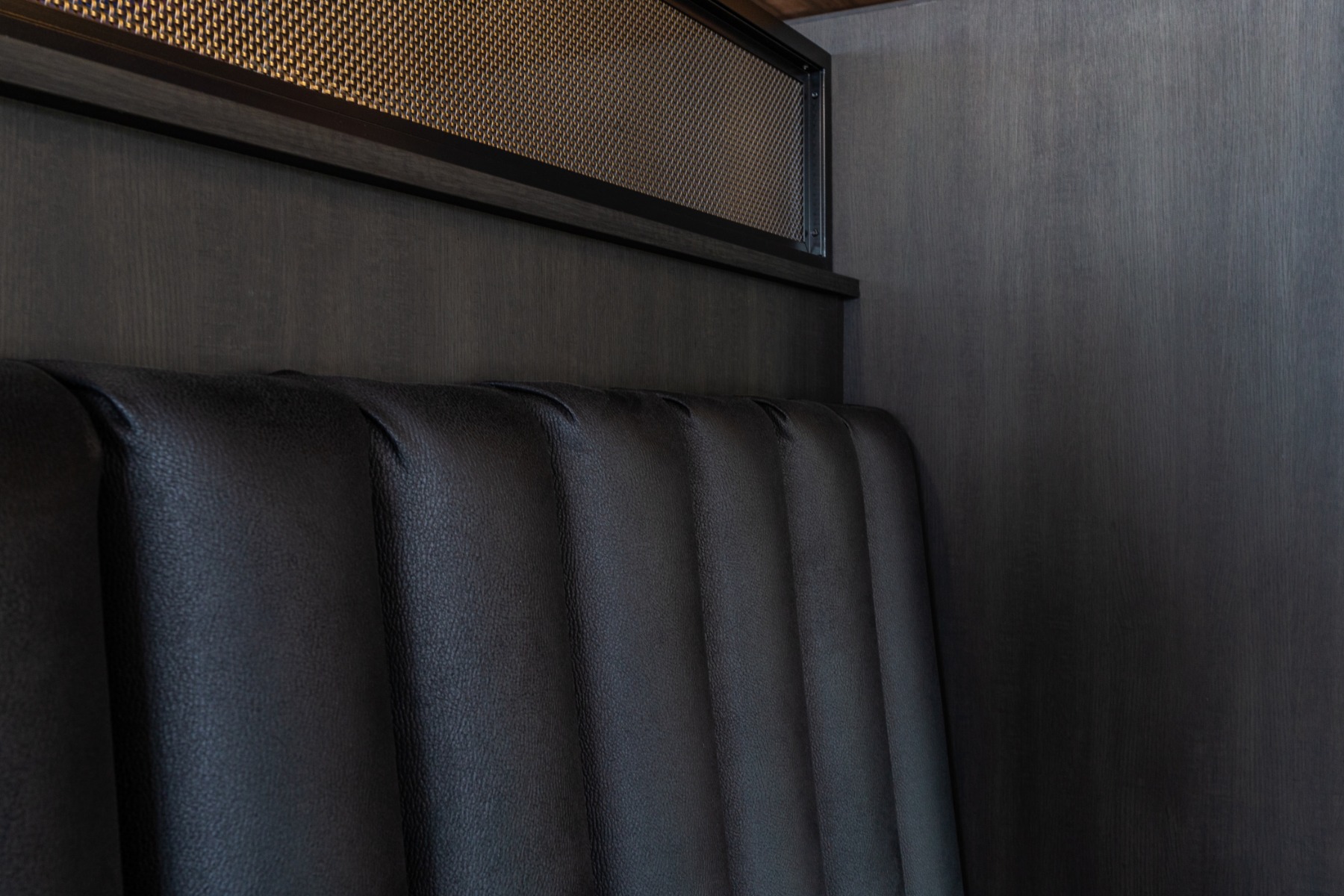 Copy_of_Roberts_Street_4_Pub_n_Grub_-_06