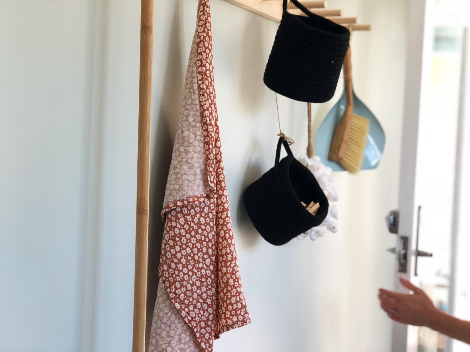 Final_Laundry_Reveal_Pearson_and_Projects_Robonhood_-_5