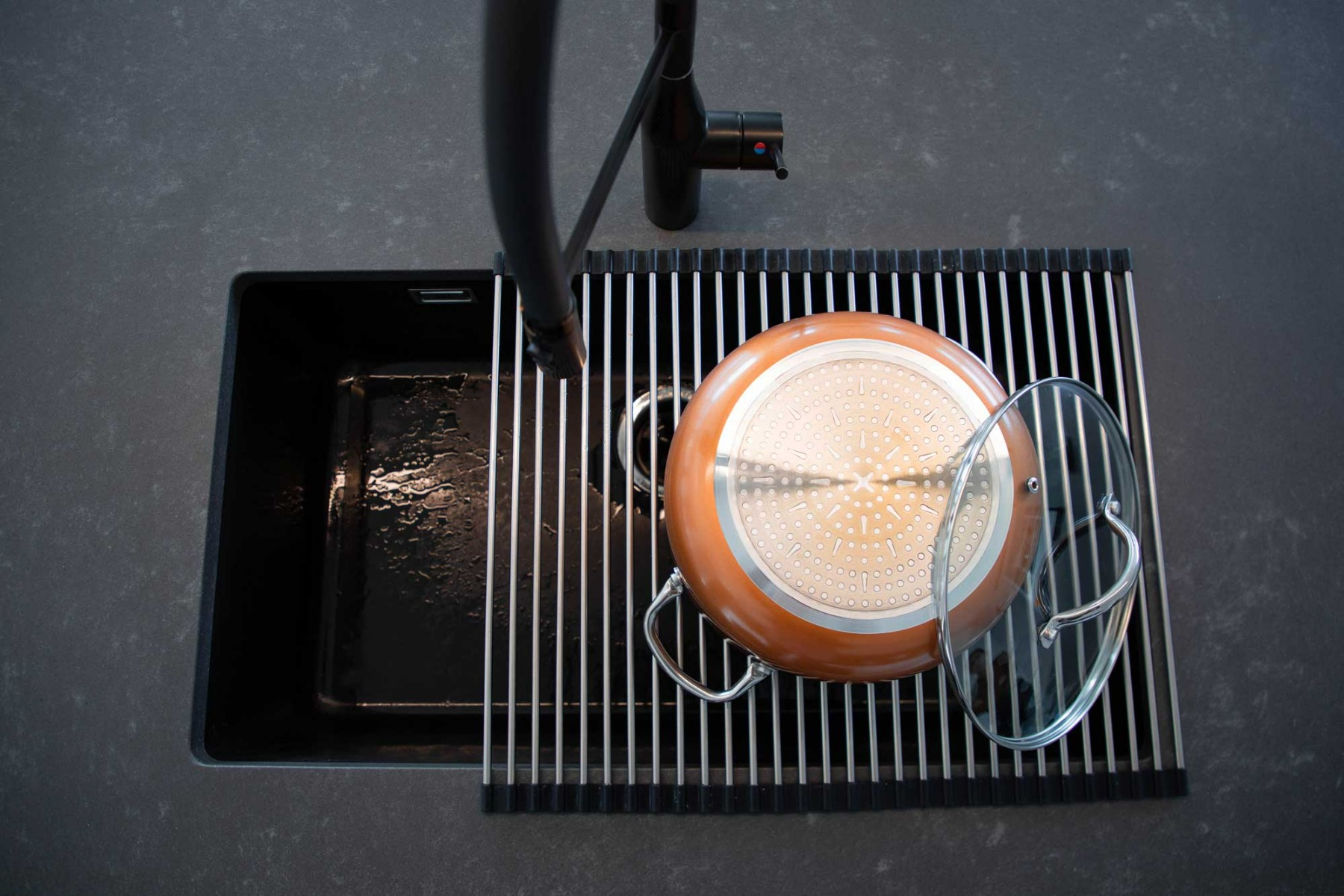 Natasha-Davies-_2-freakof-2_