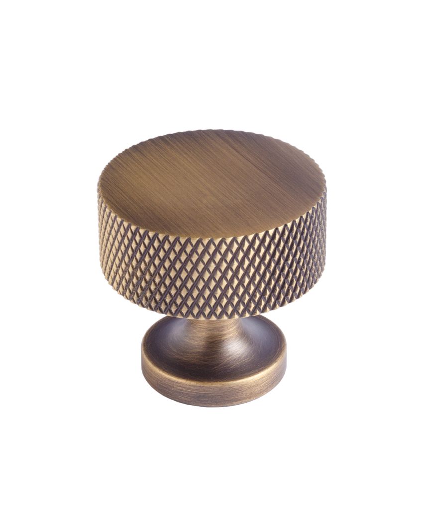 Berkley Knob, 30mm, Antique Brass