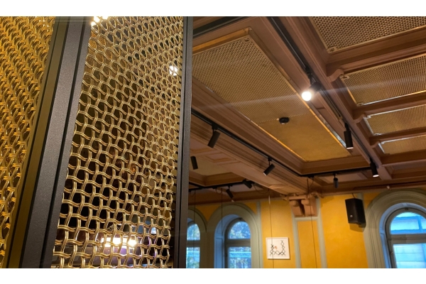 The Art of Texture: Wovenpanel® Makes a Bold Statement