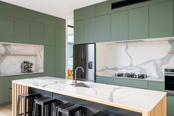 Elevate Your Kitchen with Porcelain Splashbacks: 5 Compelling Benefits You Don't Want to Miss
