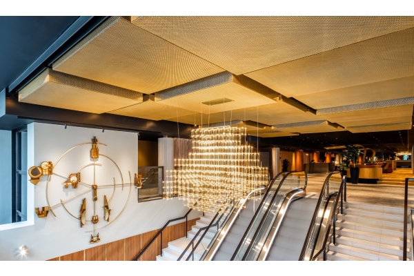 A Shining Example of How to Apply Wovenpanel® in a Commercial Space