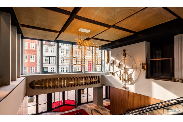 8 Captivating Uses of Wovenpanel® Architectural Wire Mesh in Transforming Commercial Spaces