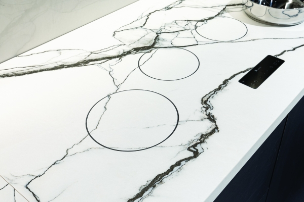 How to Optimise Porcelain Sheet Size for Kitchen Benchtops and Island Design (A Complete Guide)