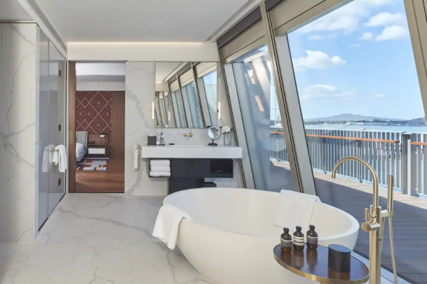 How to Use Porcelain to Create Long Lasting and Stylish Commercial Spaces