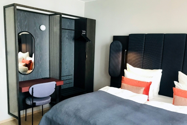 How Can Wovenpanel™ Add Design Flair to Generic Spaces?