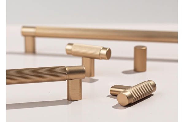 The Ultimate Cheat Sheet for Choosing the Right Hardware for Your Home