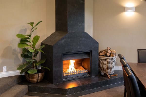 Modernising a Dated Fireplace with the Beauty and Durability of Porcelain