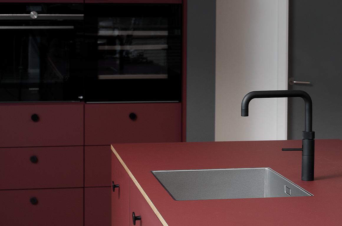 1-Ellipse-Brushed-Matt-Black