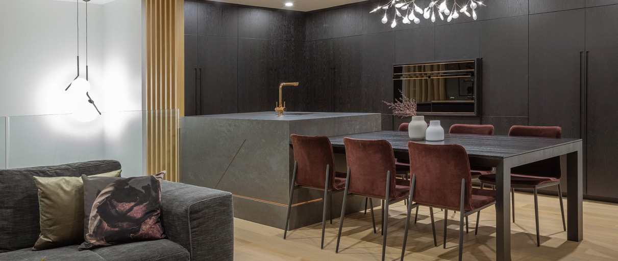 Brushed-Brass-Charm-3-1