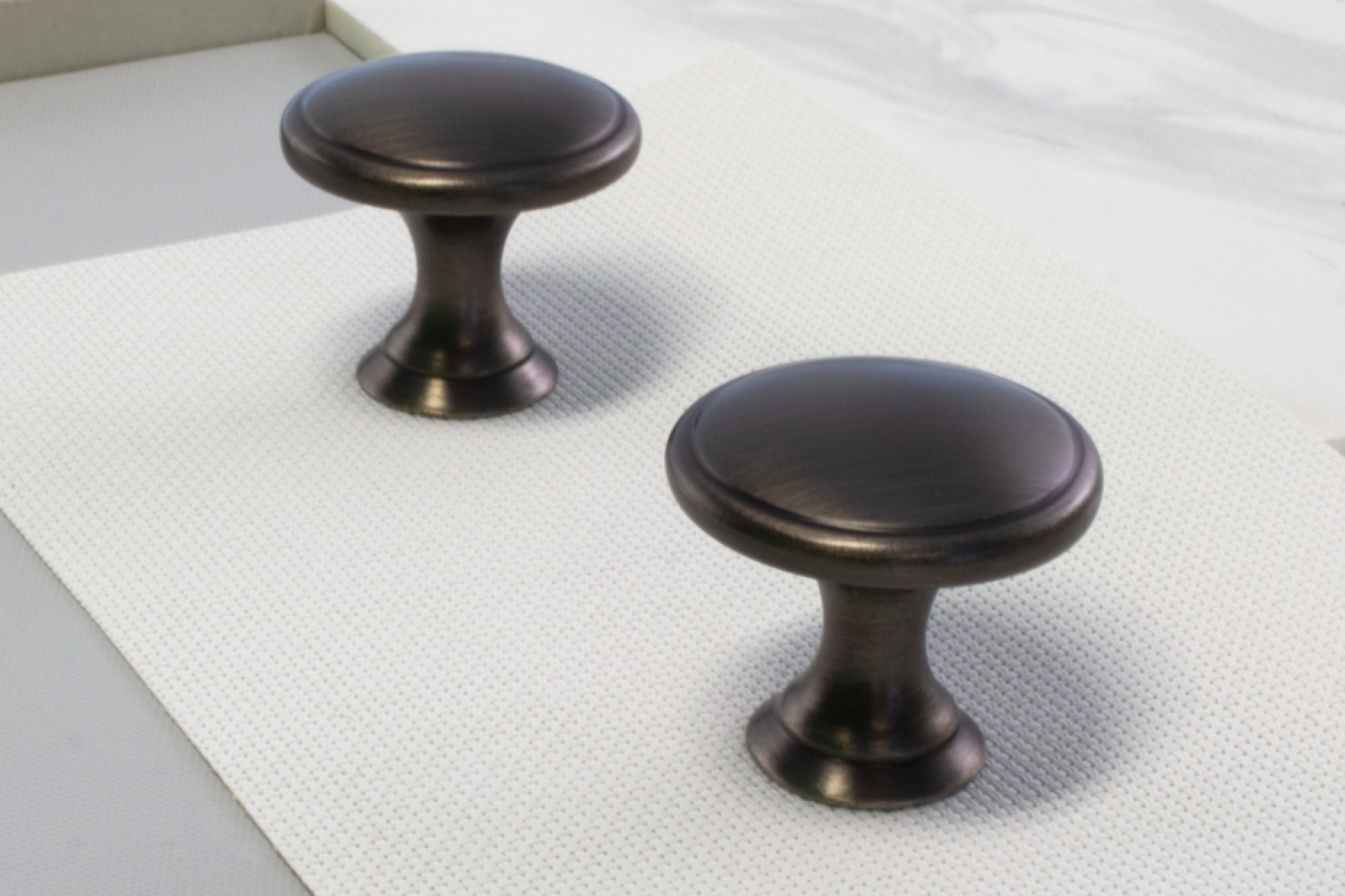 Seta_Brushed_Anthracite