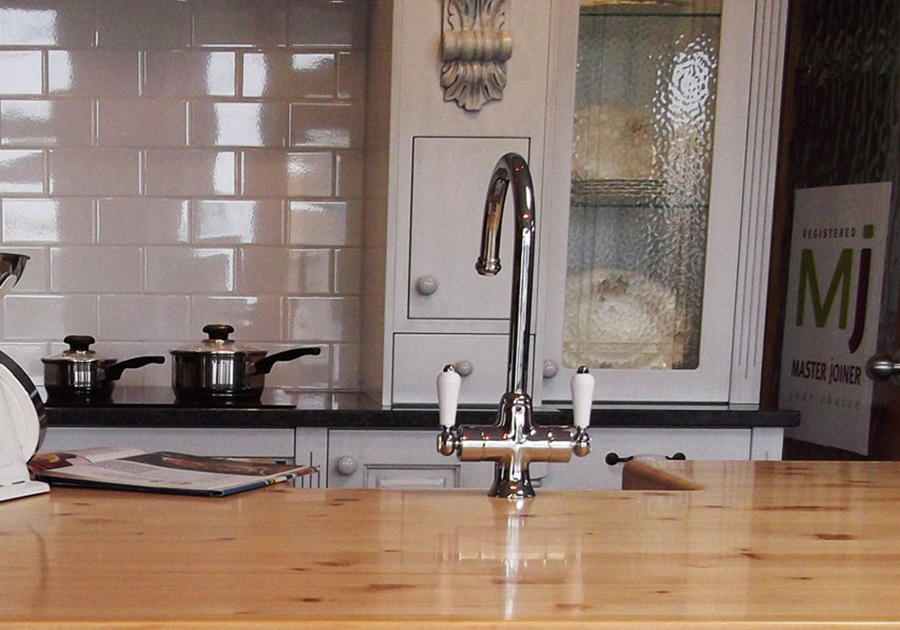 traditional-kitchen-tap