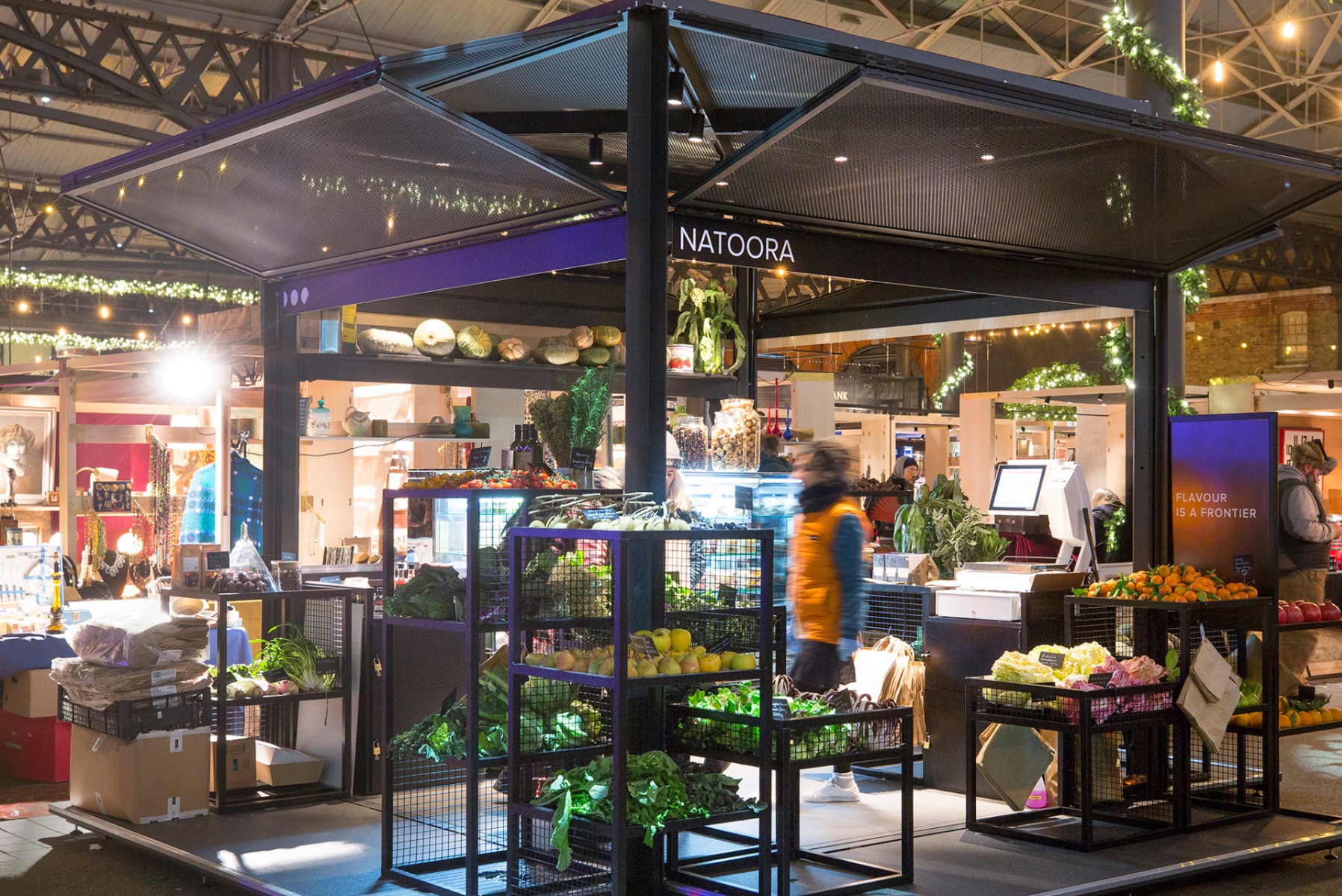 Archant-Wovenpanel-Natoora-OSM-London