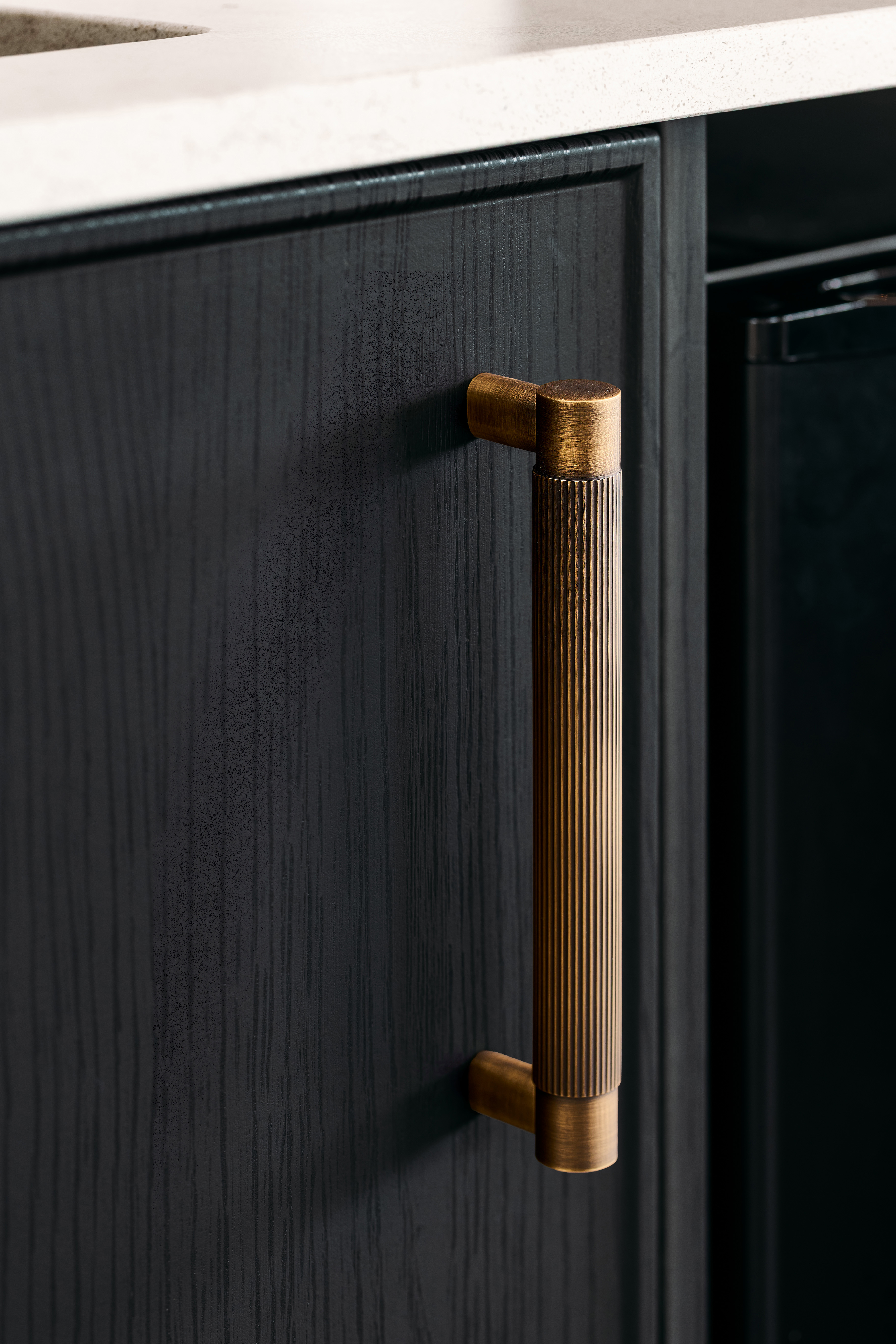 Fade_XL_Cabinet_Antique_Brass_2