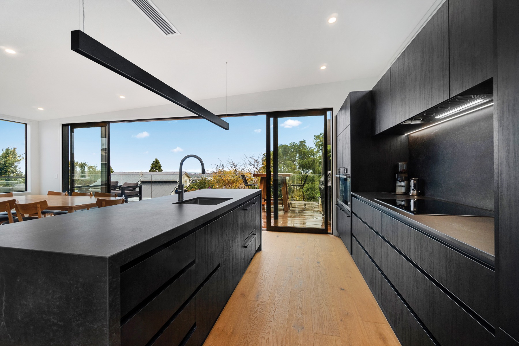 AK-7996-7-7-23_mx-0002707