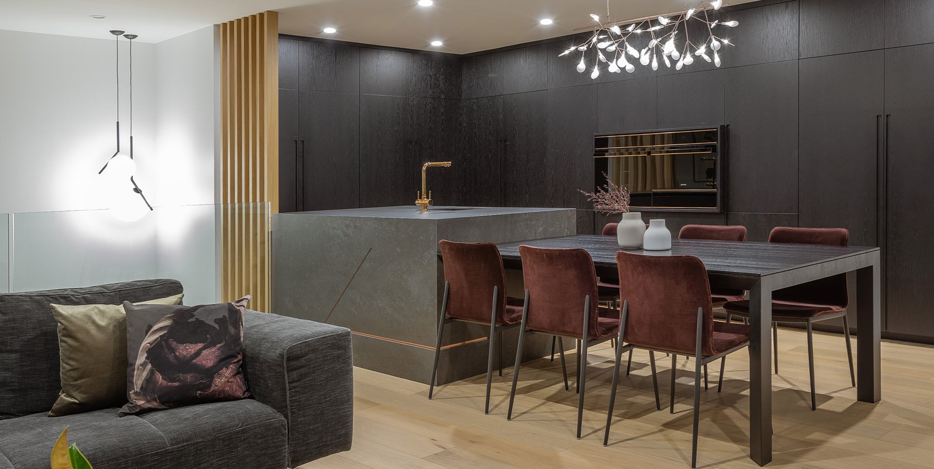 Brushed-Brass-Charm-2