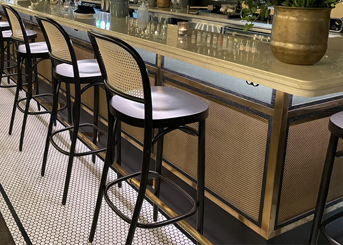 Gallery-700x500-PAHLFER-Restaurang-Deck-S-32-Brass-2