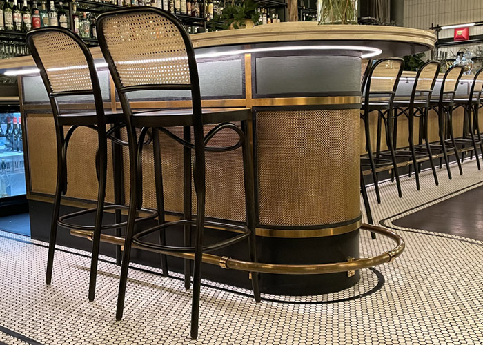 Gallery-700x500-PAHLFER-Restaurang-Deck-S-32-Brass-3