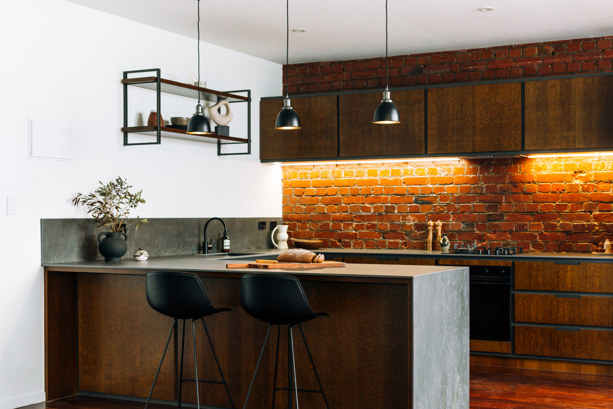 Industrial_Inspired_with_Metal_Burnished-1-Archant_Porcelain_1