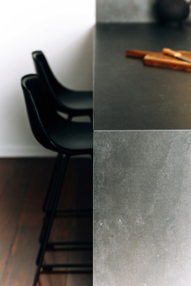 Industrial_Inspired_with_Metal_Burnished-10-Archant_Porcelain