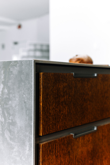 Industrial_Inspired_with_Metal_Burnished-7-Archant_Porcelain_1