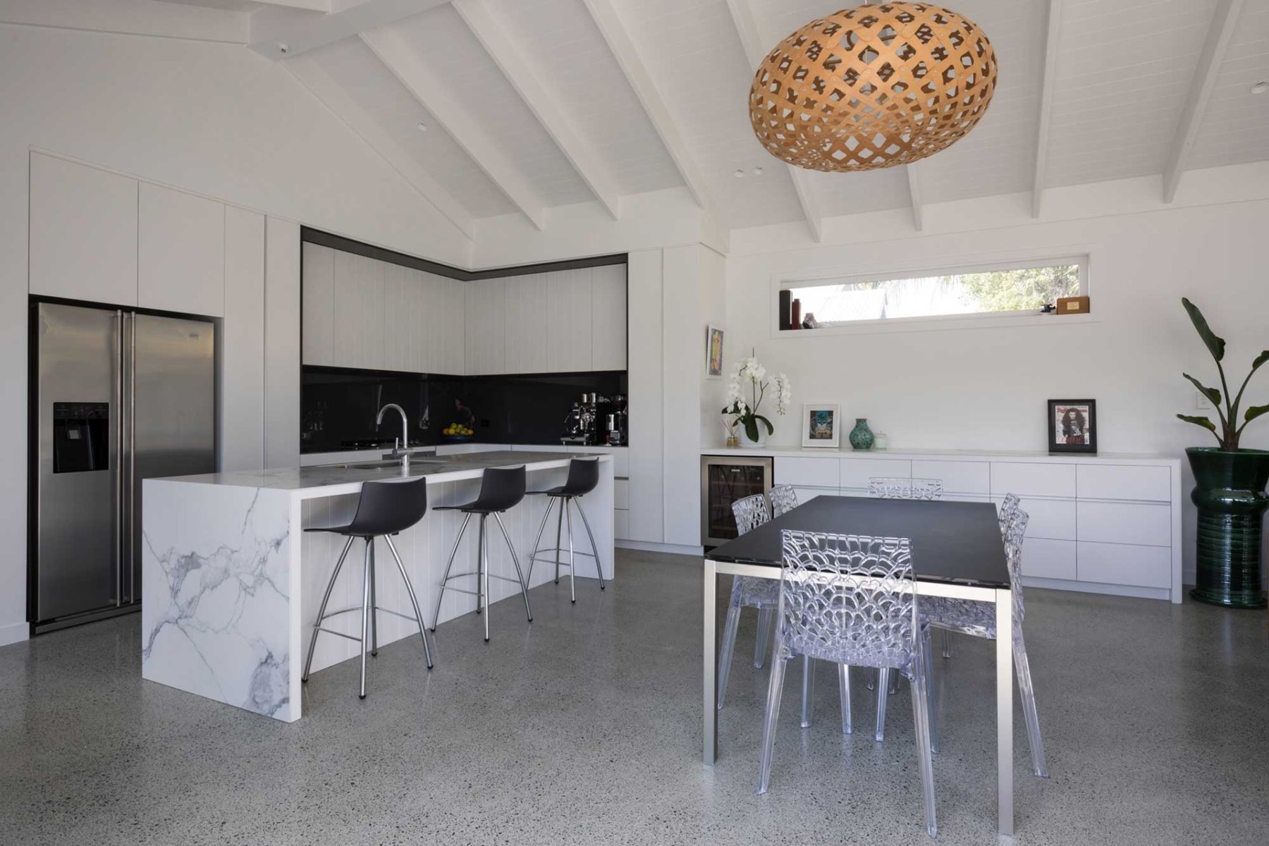 Marble-Statuario-Kitchen-2