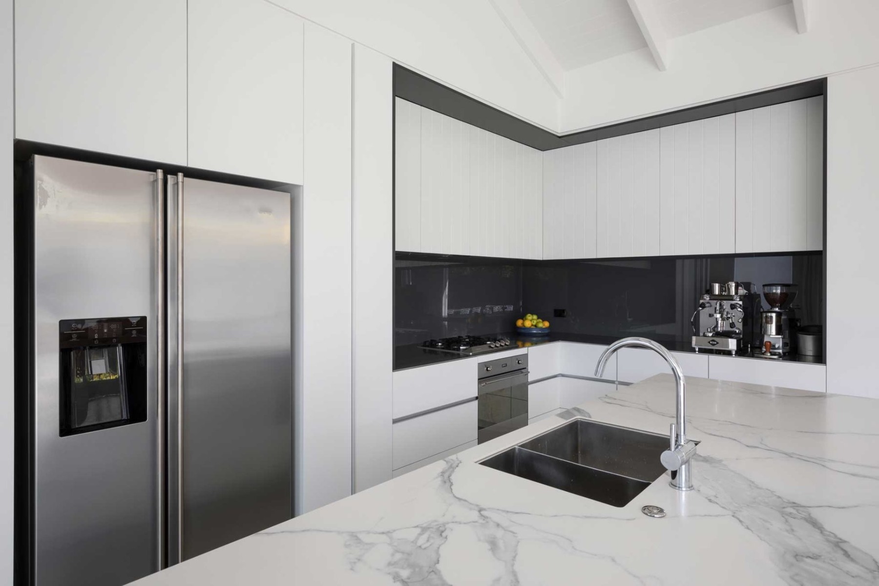 Marble-Statuario-Kitchen-3