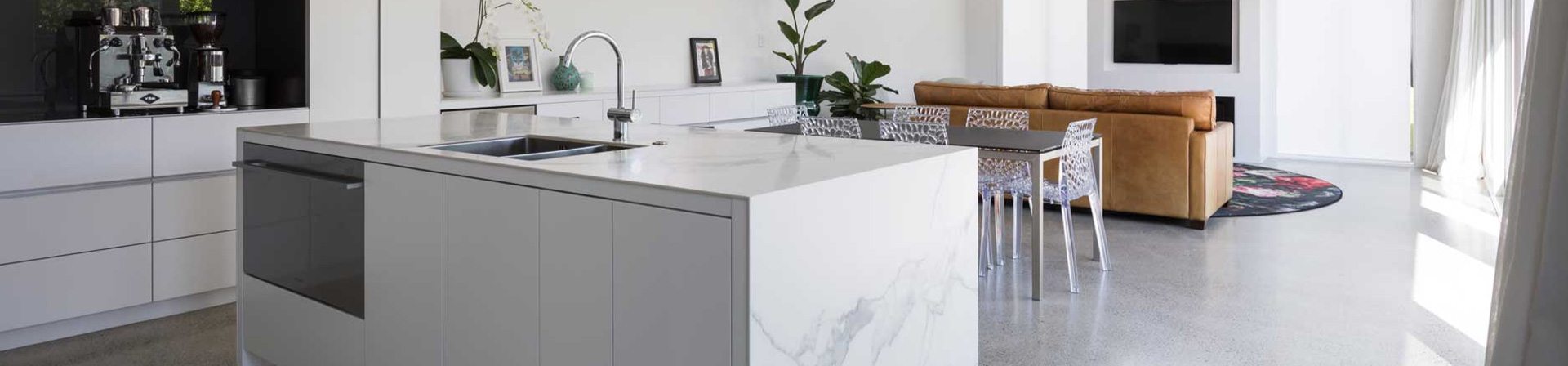 Marble-Statuario-Kitchen-Hero