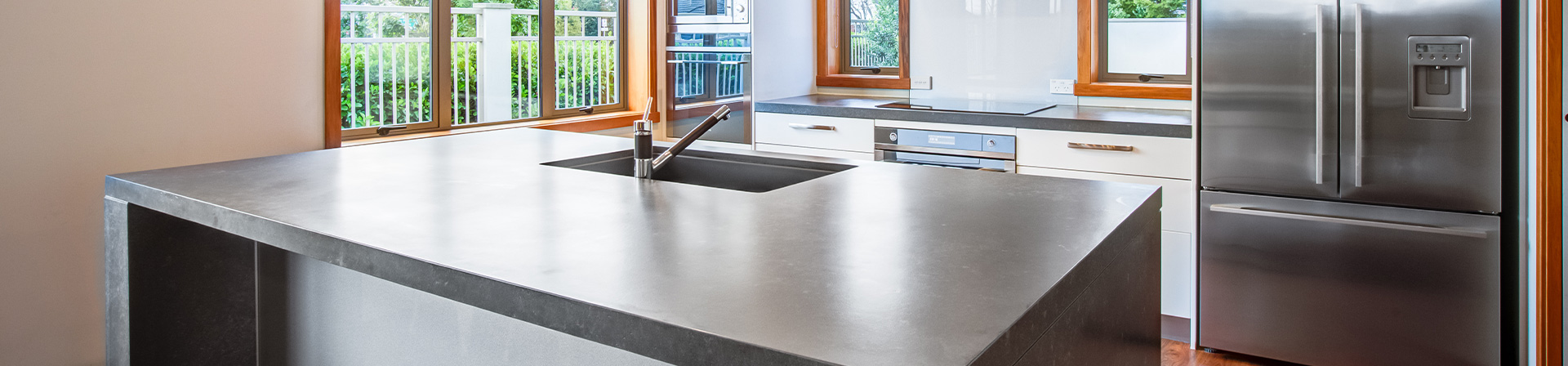 Moody-Stone-Tones-Hero