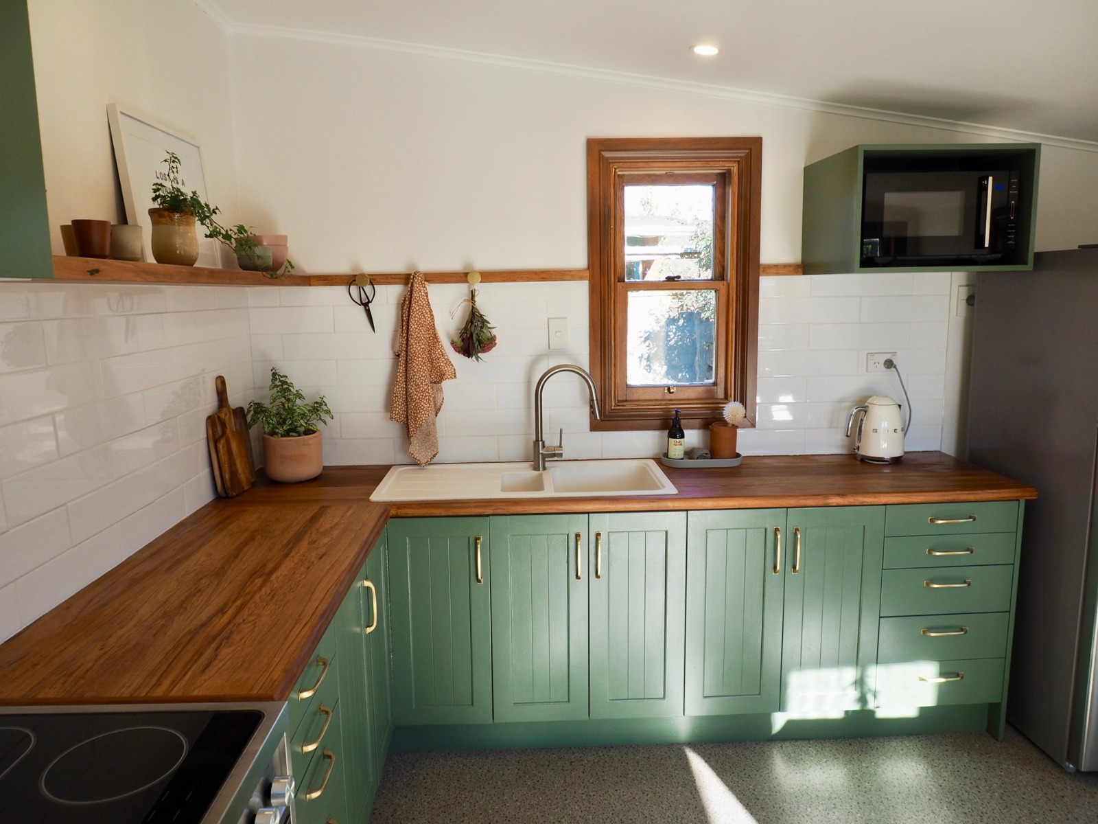 Sage-Green-Farmhouse-Cottage-1