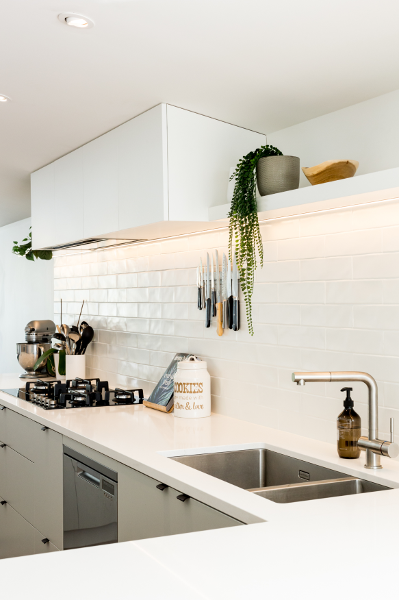 Scandi-Sunny-Brae-Crescent-_Archant-Handles-2b