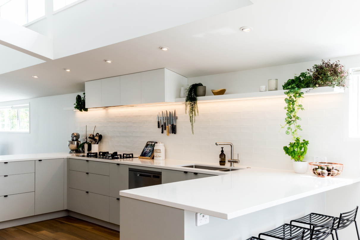 Scandi-Sunny-Brae-Crescent-_Archant-Handles-3