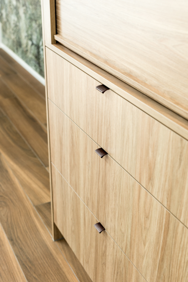 Scandi-Sunny-Brae-Crescent-_Archant-Handles-5b