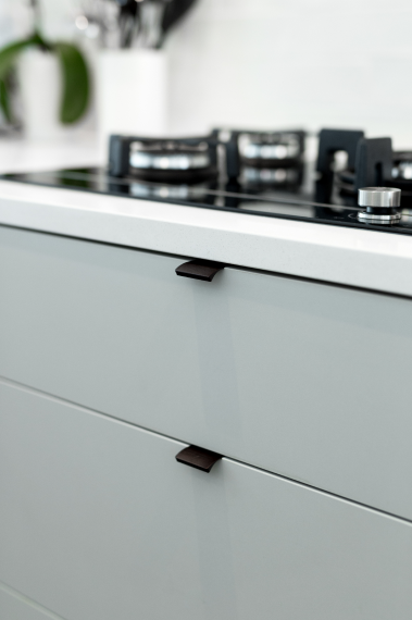 Scandi-Sunny-Brae-Crescent-_Archant-Handles-5c